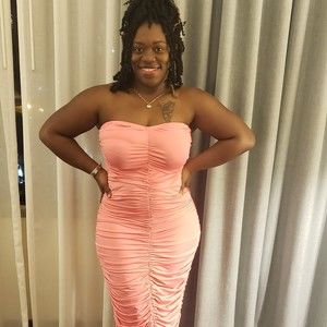 Meet your Posher, Adria